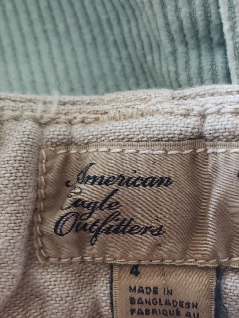 Vintage Cargo Mini Skirt Casual Beige Tan Khaki Pocket American Eagle Outfiters - Picture 3 of 3